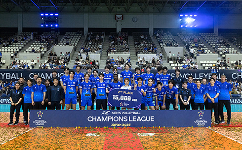 AVC MEN’S CHAMPIONS LEAGUE JAPAN 2025 準優勝時の集合写真
