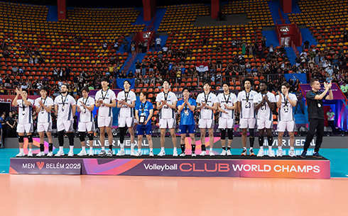 世界クラブ選手権大会 準優勝時の集合写真