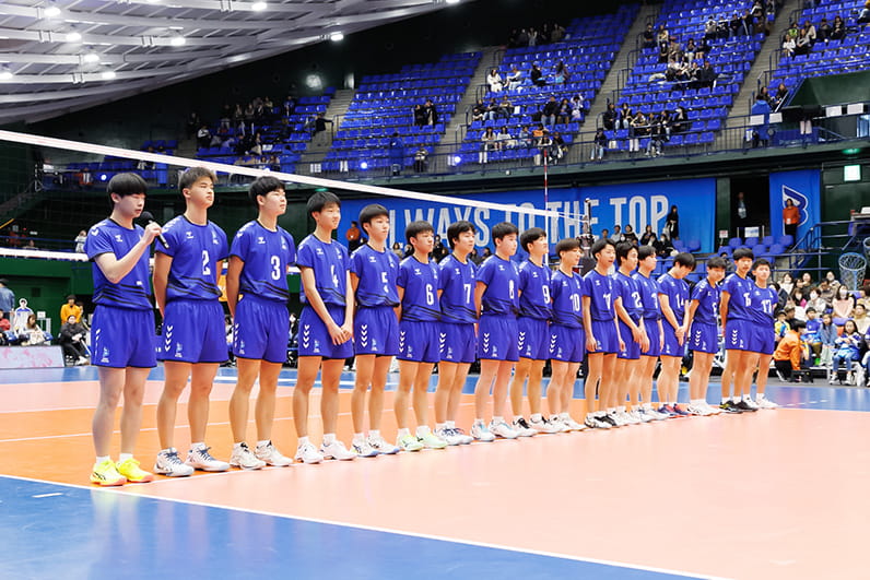 写真：大阪ブルテオンとU15の選手