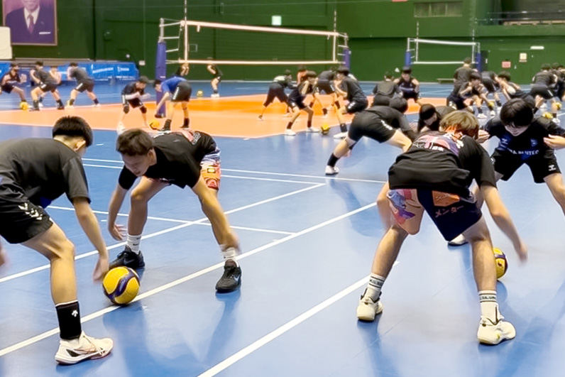 写真:練習する選手たちの様子