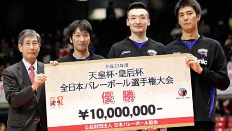 Juara Turnamen Bola Voli Seluruh Jepang Piala Kaisar dan Permaisuri Tahun Anggaran 2011