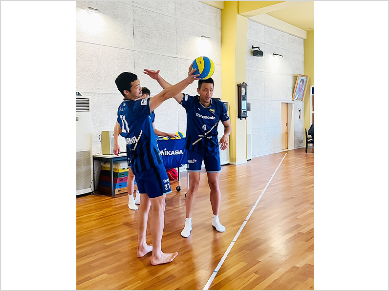 写真:指導する選手たち