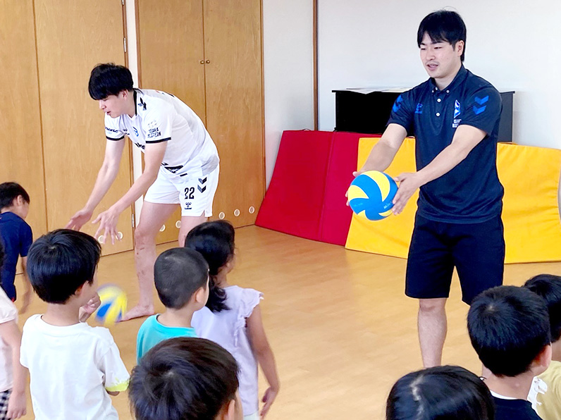 枚方市子ども交流事業 大阪ブルテオンバレーボール教室（枚方市
