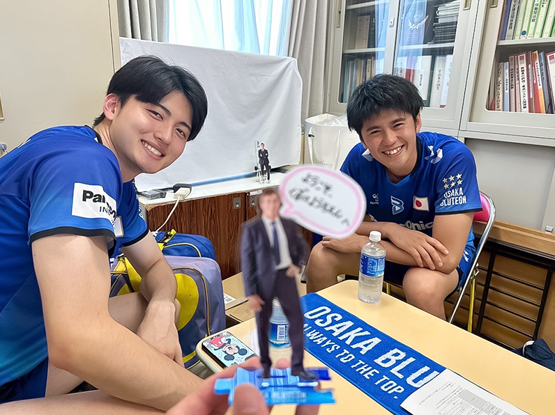 写真:中村 駿介選手、金田 晃太朗選手