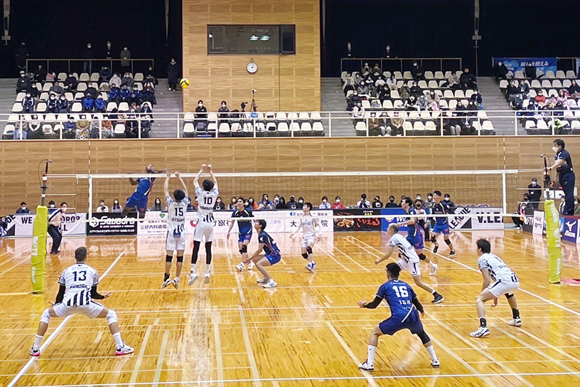 写真：試合中のコートの様子