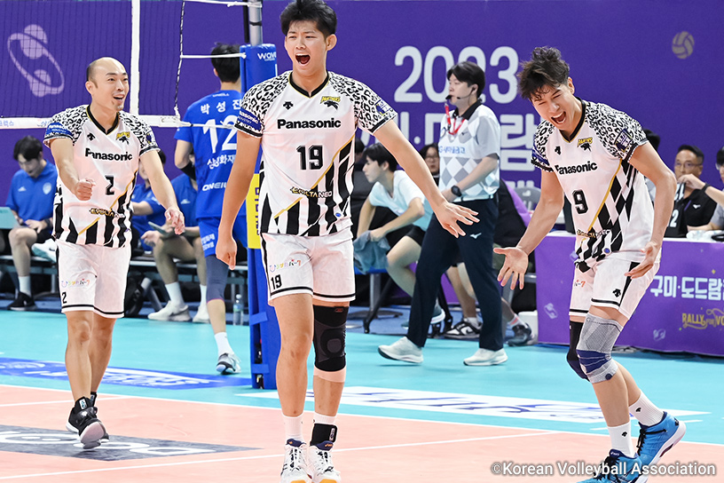 写真：深津選手、西川選手、今村選手