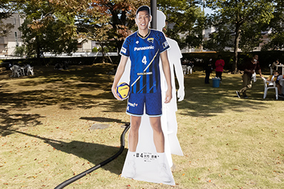 写真：大竹選手のパネル