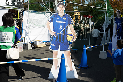 写真：仲本選手のパネル