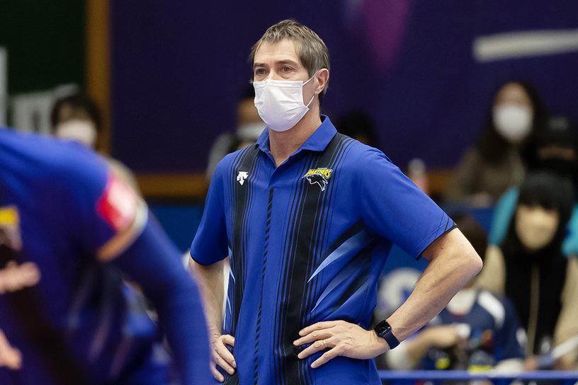 写真：ティリ監督