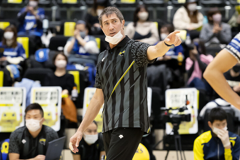 写真：ティリ監督