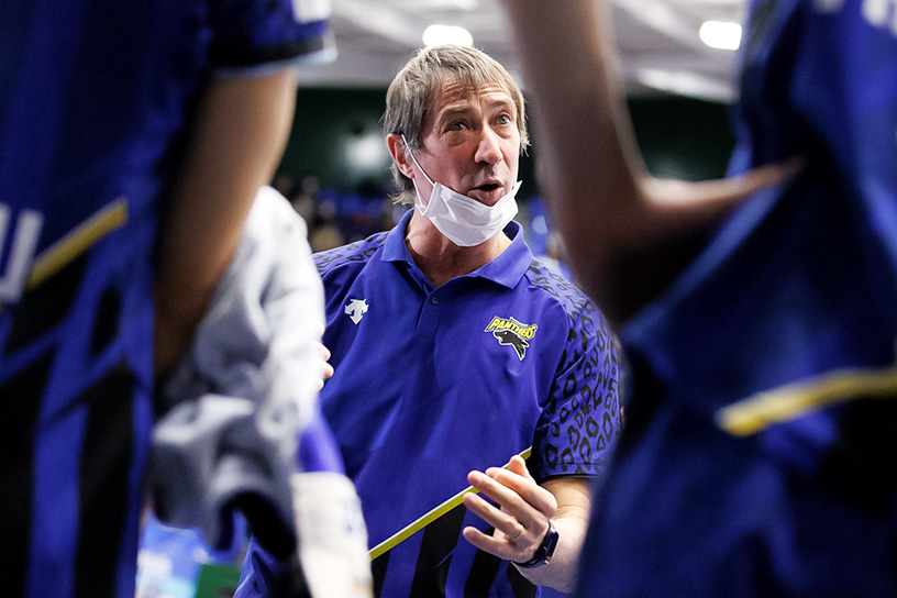 写真：ティリ監督