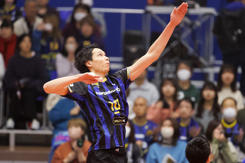 写真：山内晶大選手
