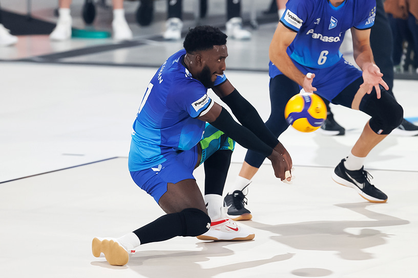 写真:ロペス選手