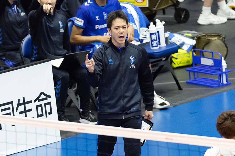 写真:伊藤 健士 ヘッドコーチ代行