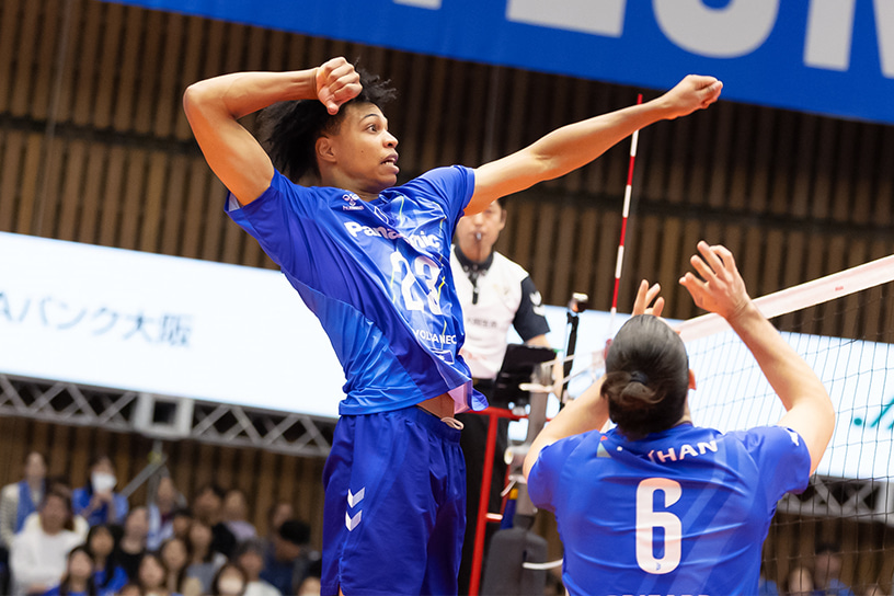 写真：エバデダン選手