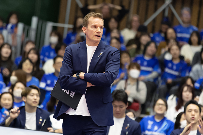 写真：サムエルボ監督