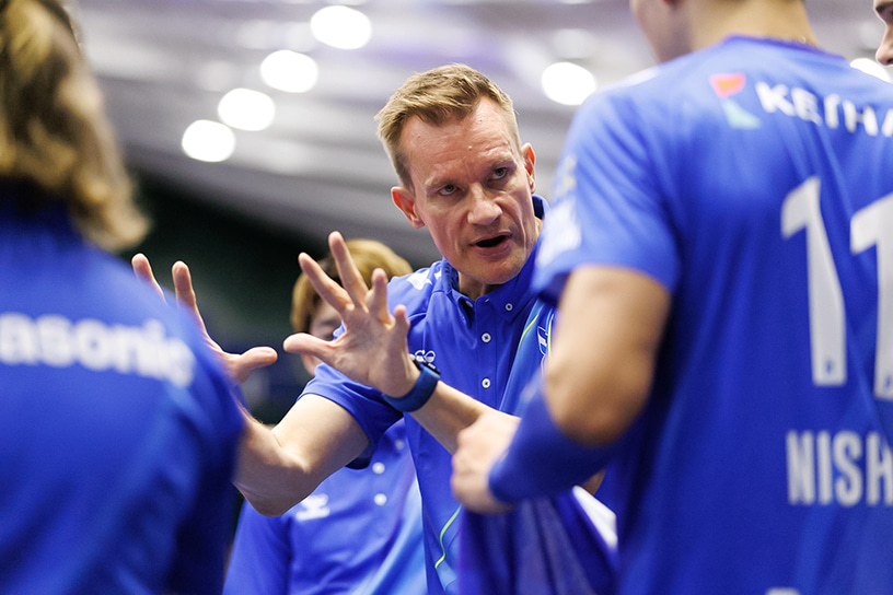 写真：サムエルボ監督