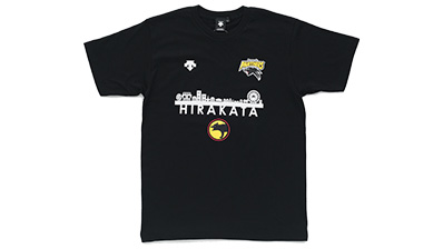写真：枚方市コラボTシャツ