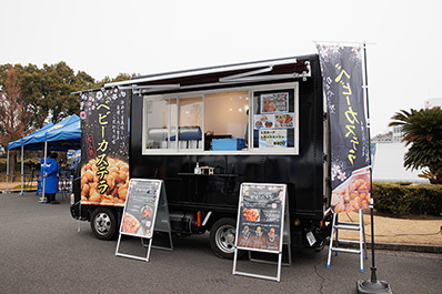 写真：かがやき堂のキッチンカー