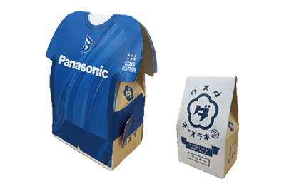 写真:ウメダチーズラボ×大阪ブルテオン ユニフォーム型パッケージ付きクッキー