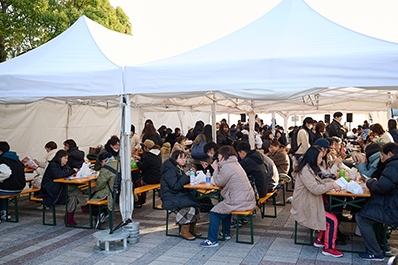 写真：飲食スペースのイメージ